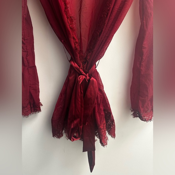 Burgundy Lingerie Robe - Picture 5 of 10